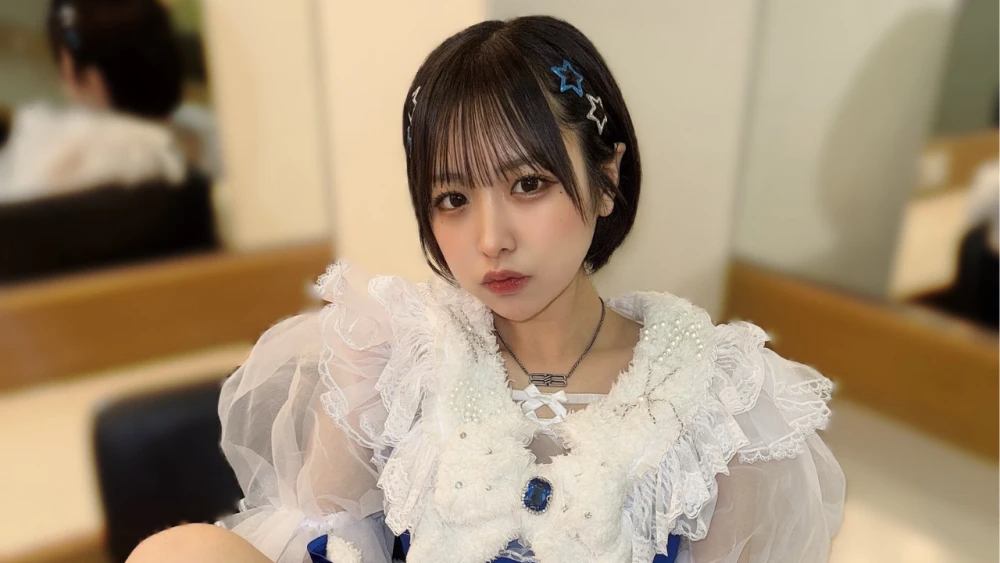 Idol Aoi Marin Temukan Kamera Tersembunyi di Ruang Ganti